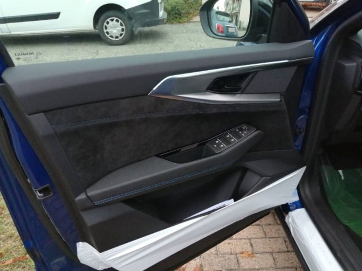 Renault Austral 1.2 full hybrid Techno Esprit Alpine 200cv auto (8)