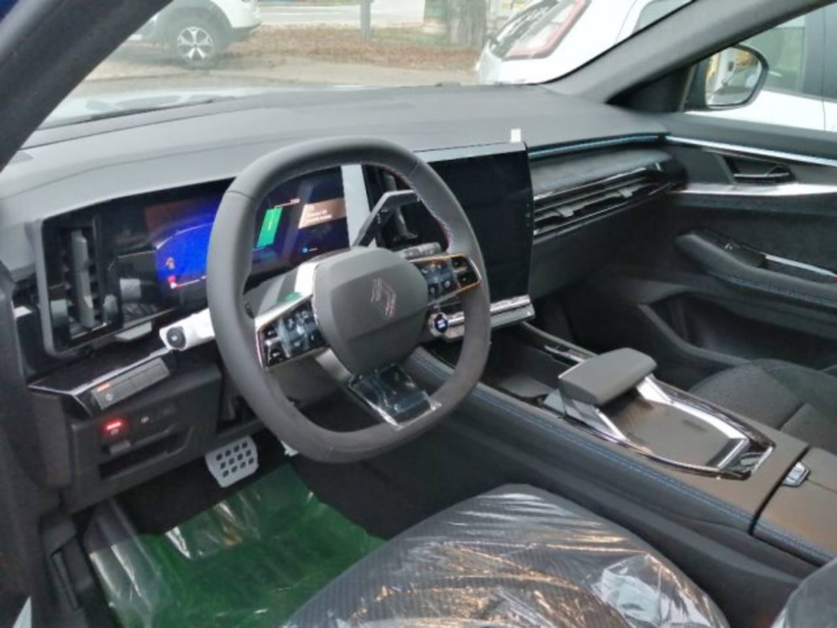 Renault Austral 1.2 full hybrid Techno Esprit Alpine 200cv auto (9)