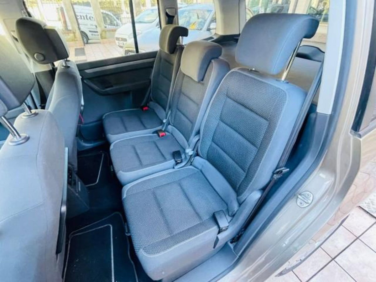 Volkswagen Touran 1.6 TDI DPF Comfortline BMT (12)