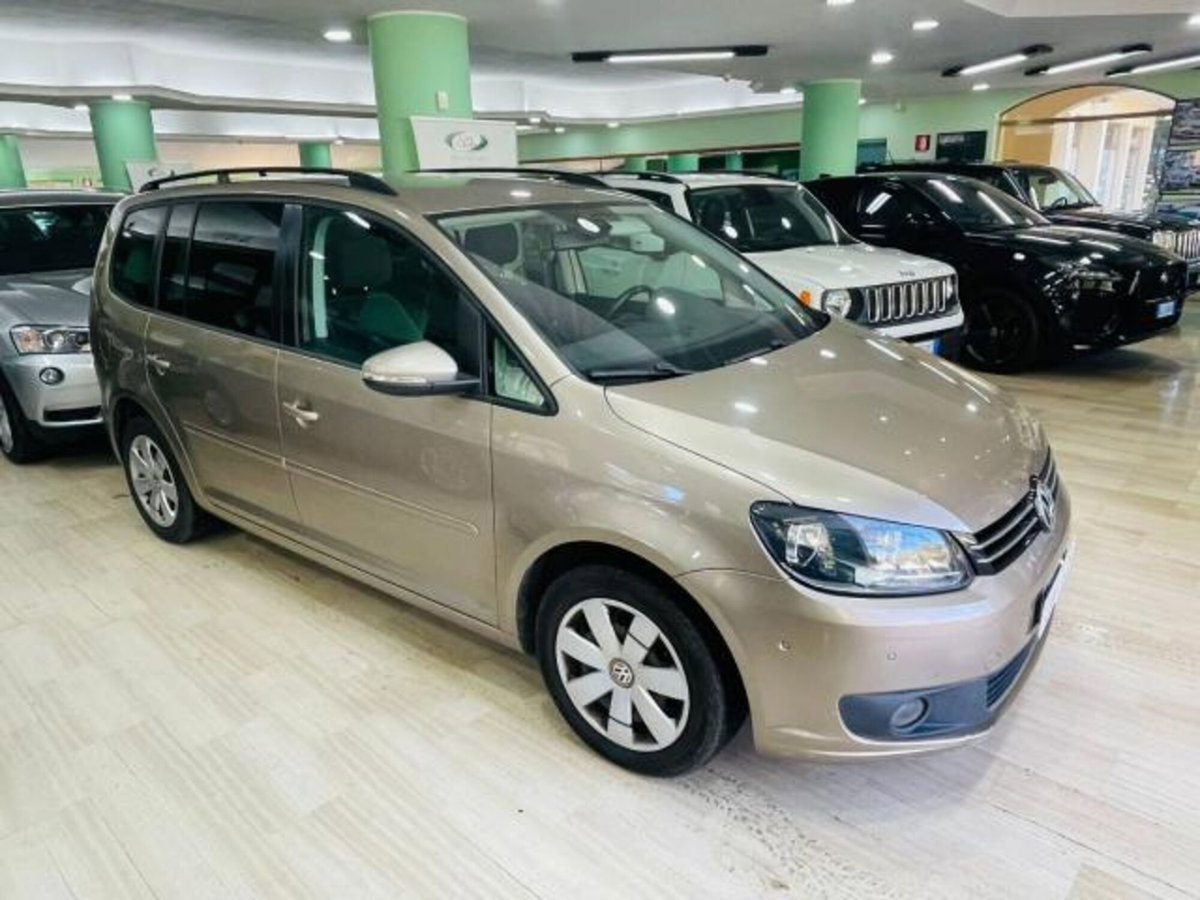 Volkswagen Touran 1.6 TDI DPF Comfortline BMT (3)