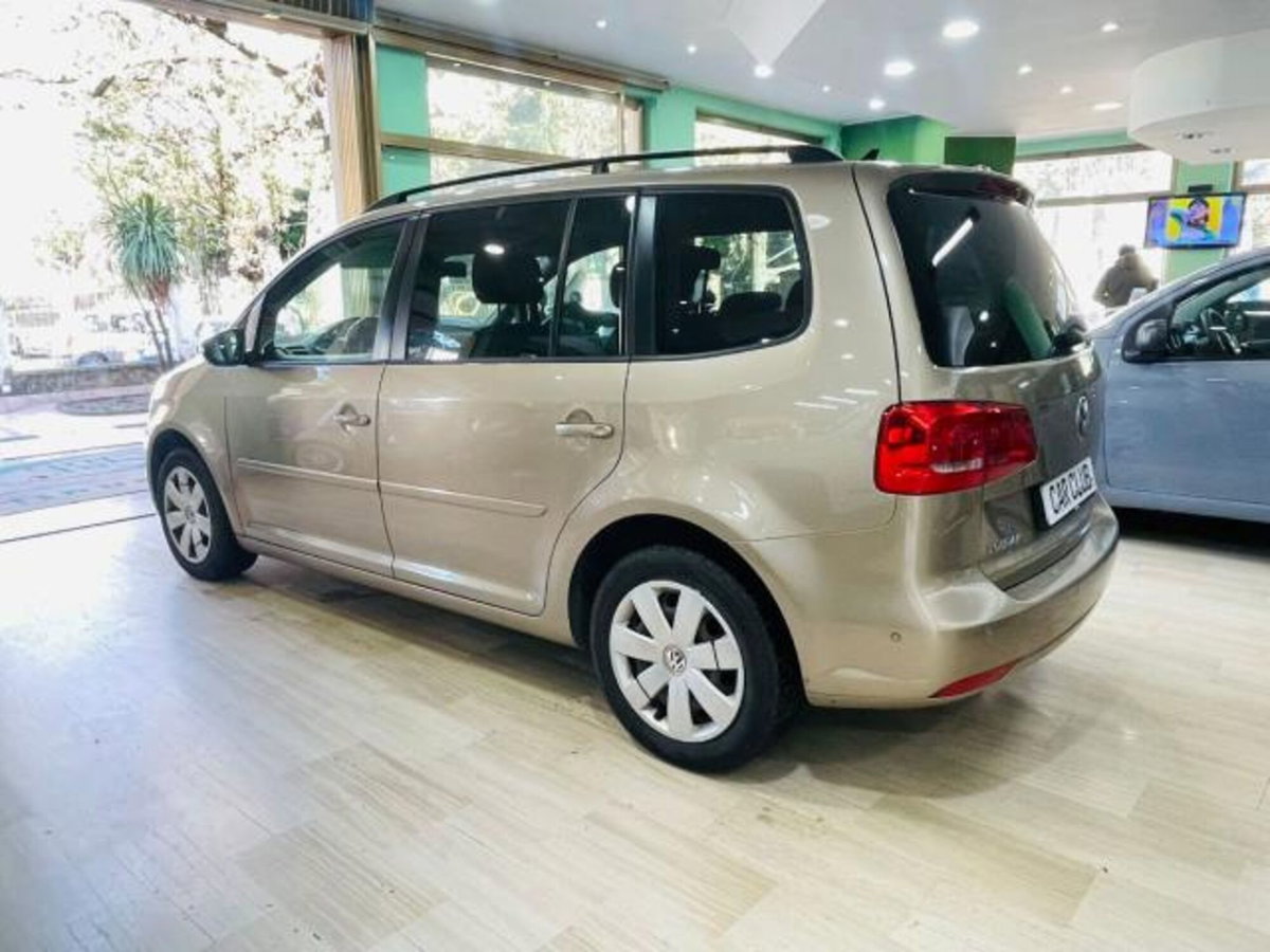 Volkswagen Touran 1.6 TDI DPF Comfortline BMT (6)