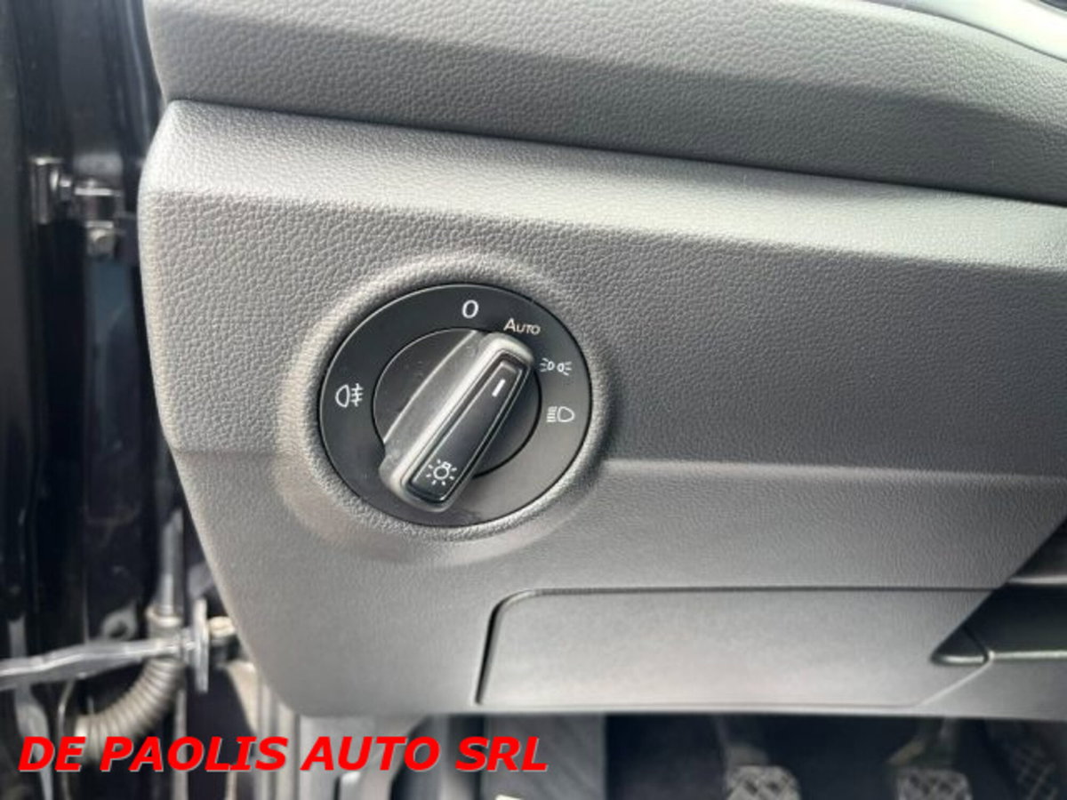 Volkswagen T-Roc 1.0 TSI Life (12)