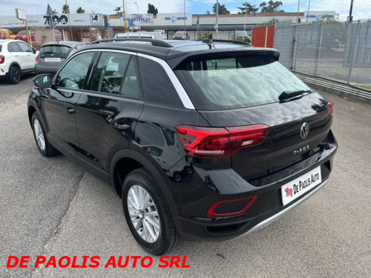 Volkswagen T-Roc 1.0 TSI Life (4)