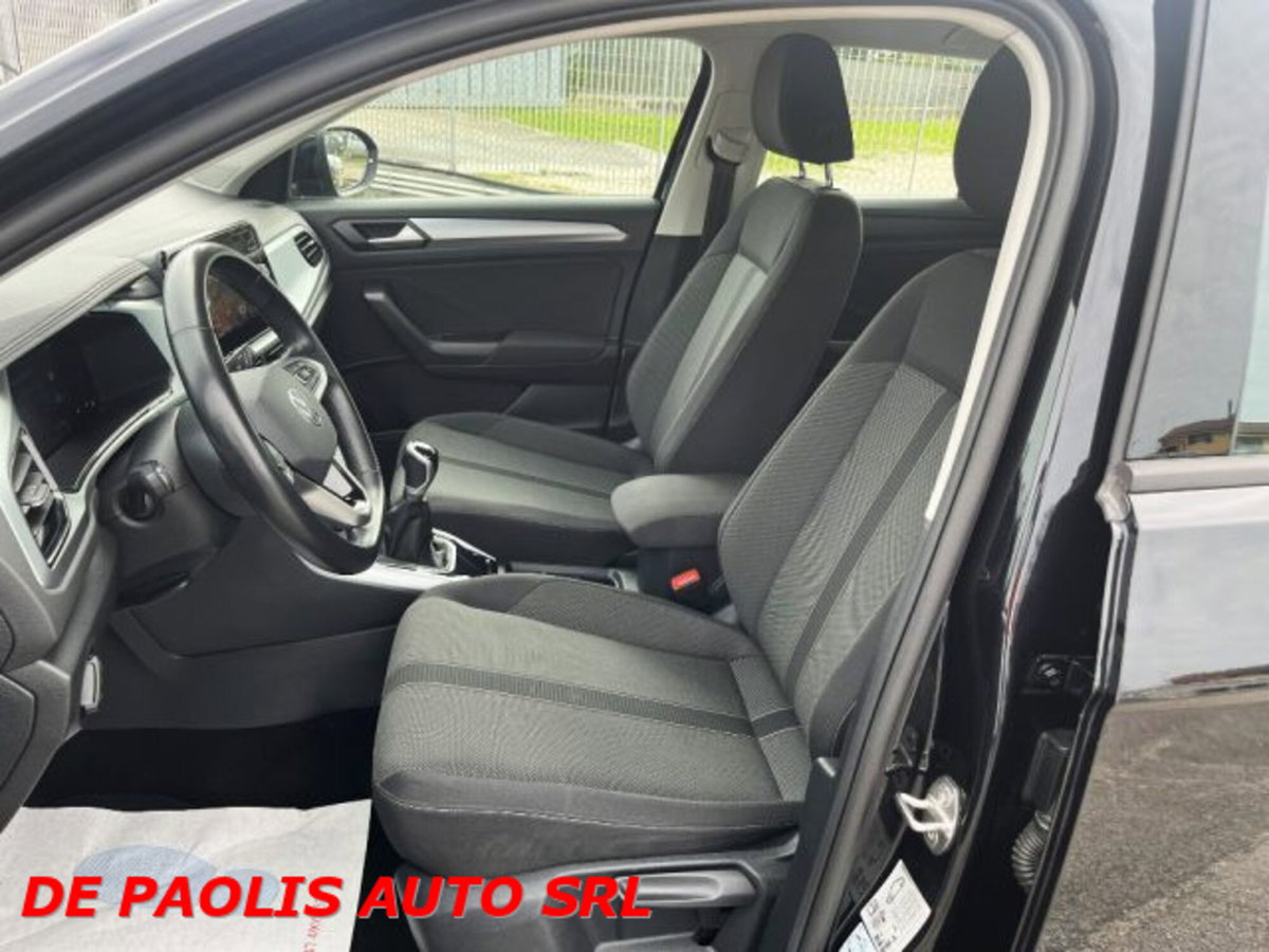 Volkswagen T-Roc 1.0 TSI Life (7)