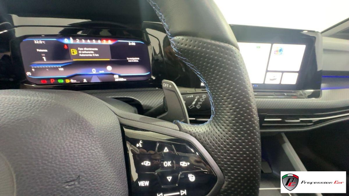 Volkswagen Golf 2.0 TSI R DSG 4Motion (10)