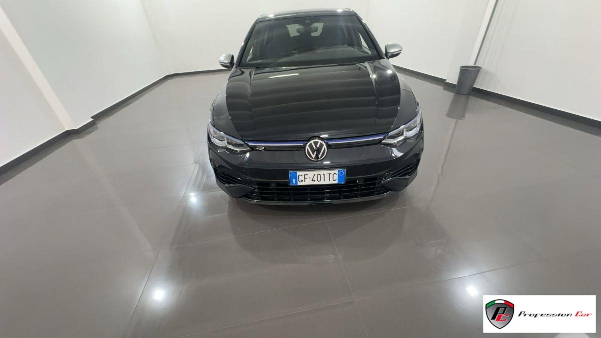 Volkswagen Golf 2.0 TSI R DSG 4Motion (2)