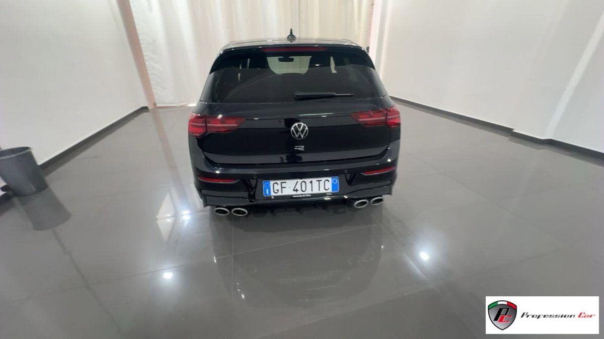 Volkswagen Golf 2.0 TSI R DSG 4Motion (6)