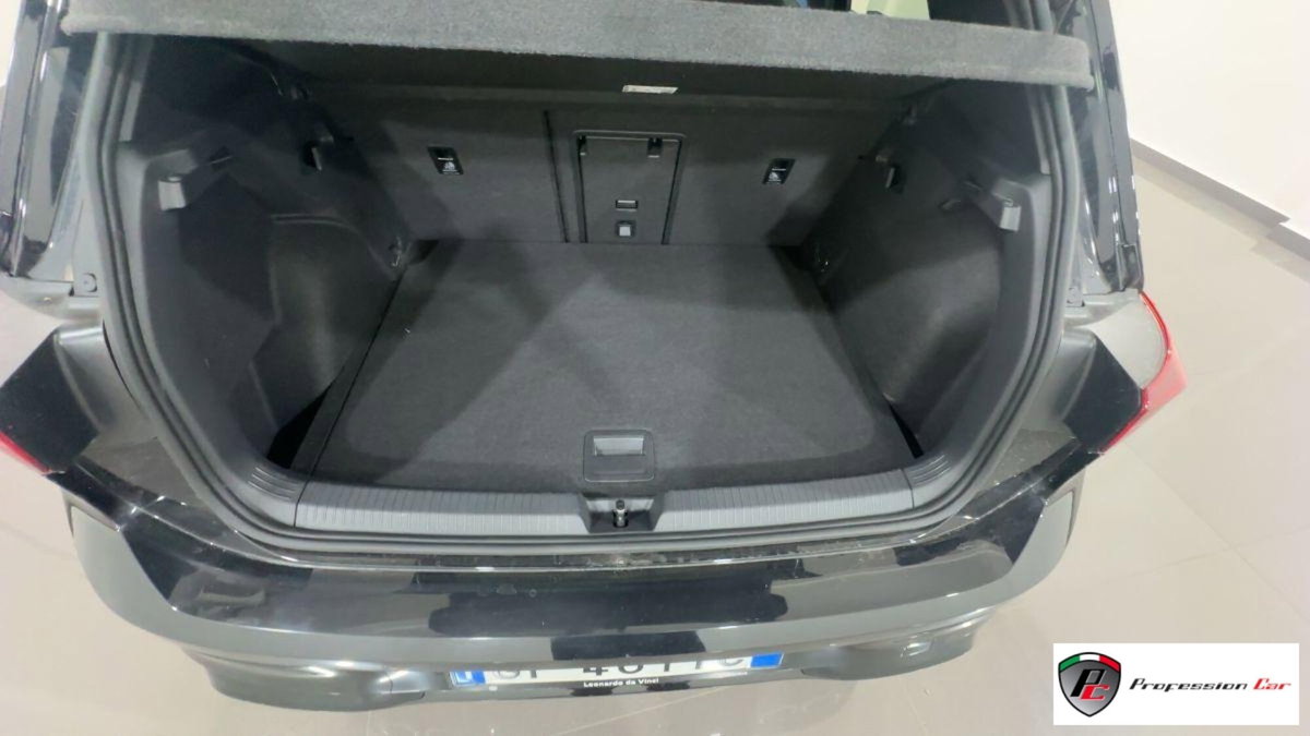 Volkswagen Golf 2.0 TSI R DSG 4Motion (7)