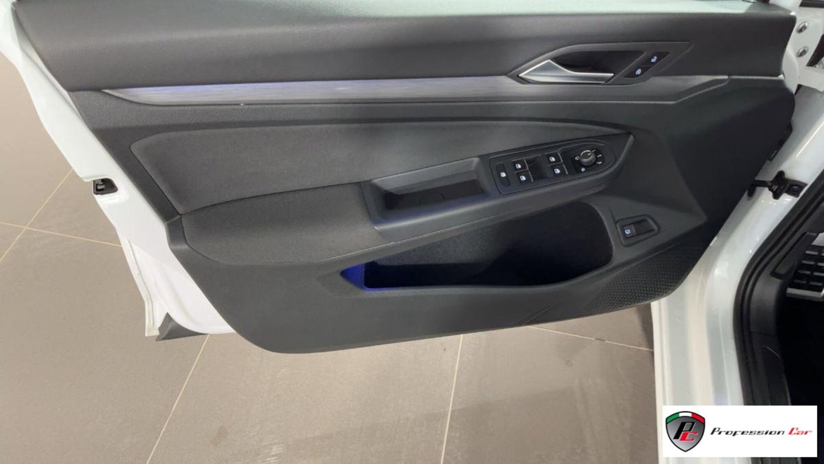 Volkswagen Golf 1.4 TSI eHYBRID 204 CV DSG Style (16)