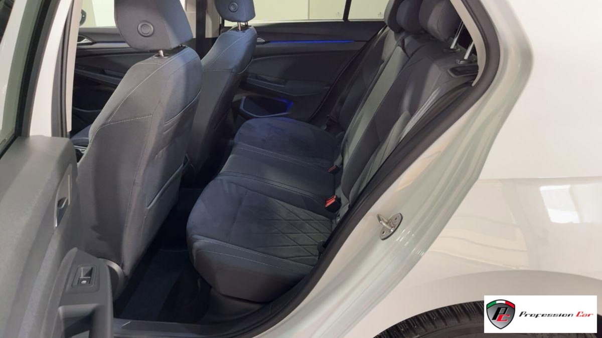 Volkswagen Golf 1.4 TSI eHYBRID 204 CV DSG Style (20)