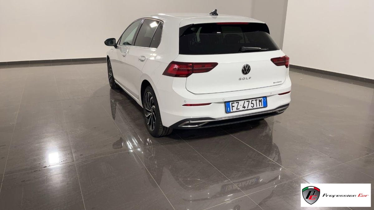 Volkswagen Golf 1.4 TSI eHYBRID 204 CV DSG Style (6)