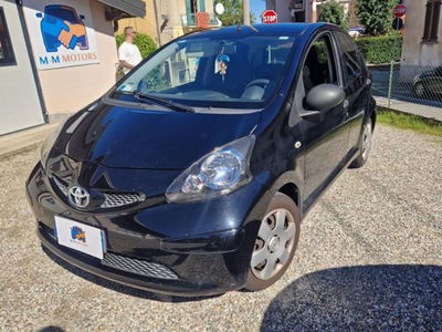 Toyota Aygo 1.0 12V VVT-i 5 porte  usata