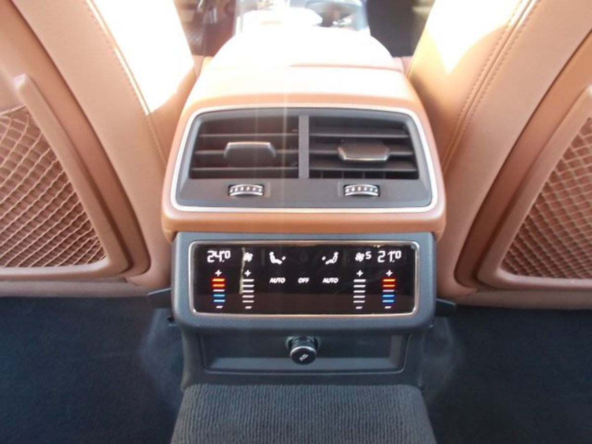 Audi A6 Avant 40 2.0 TDI quattro ultra S tronic Sport (13)
