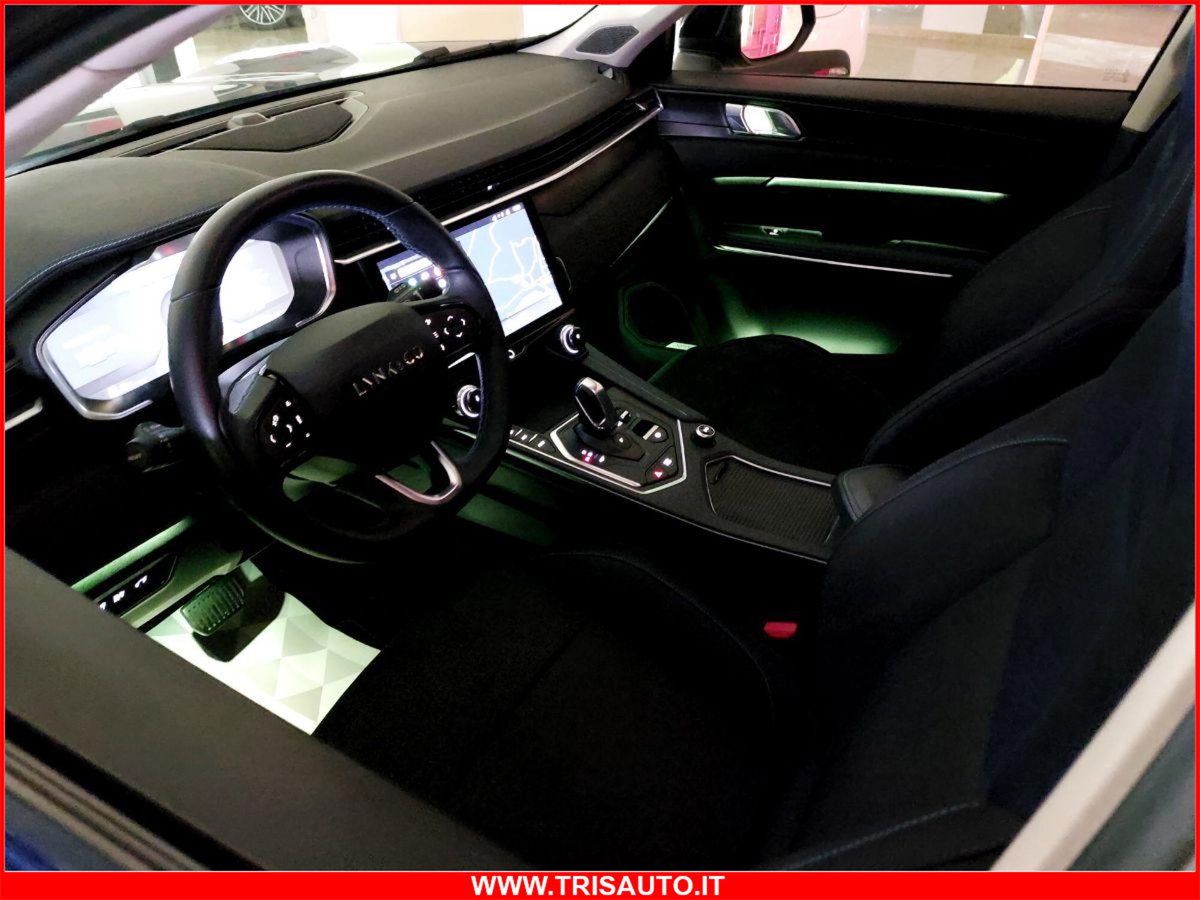 Lynk & Co 01 01 1.5 td phev (15)