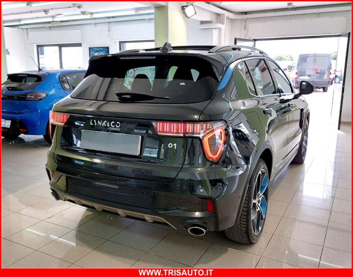 Lynk & Co 01 01 1.5 td phev (4)