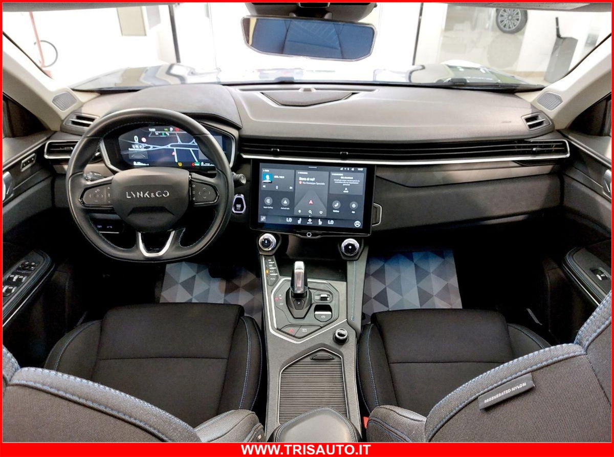 Lynk & Co 01 01 1.5 td phev (6)