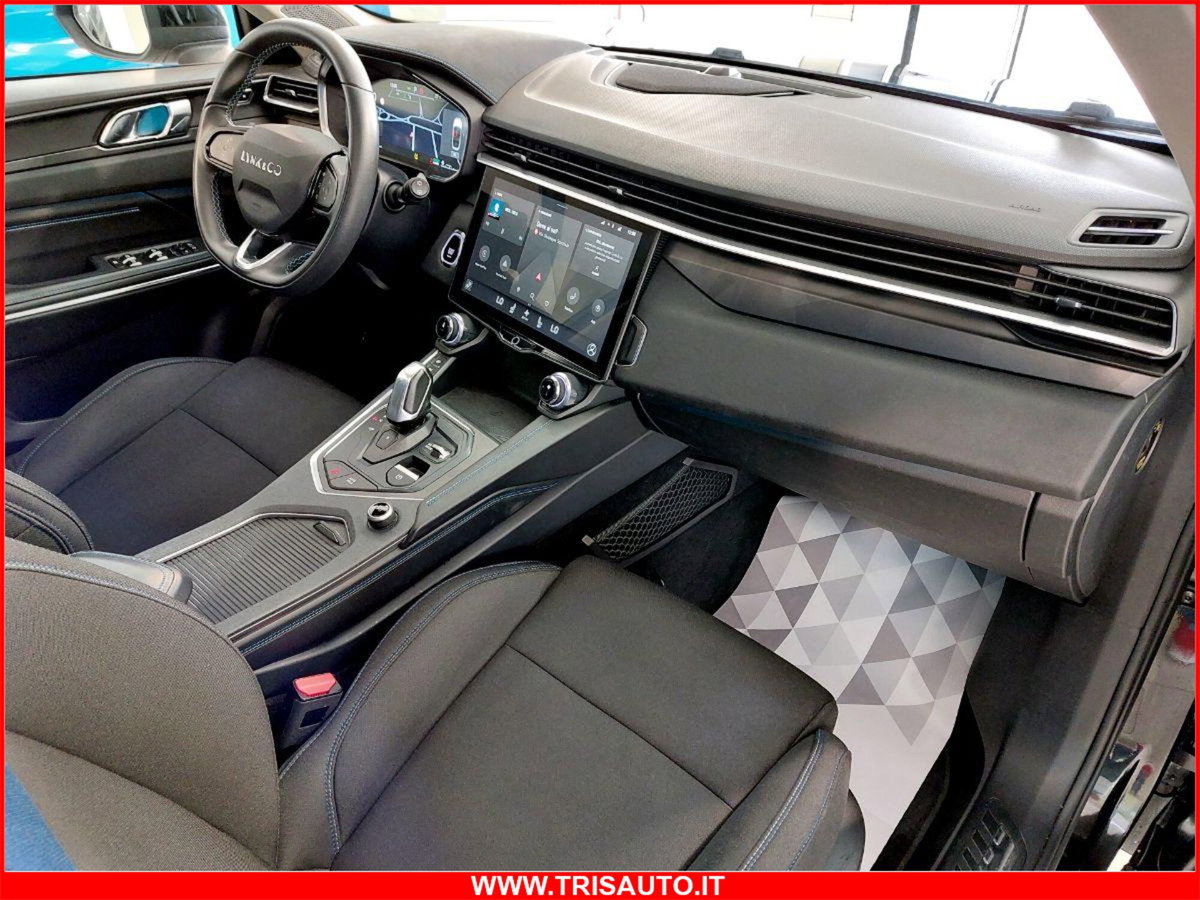 Lynk & Co 01 01 1.5 td phev (7)