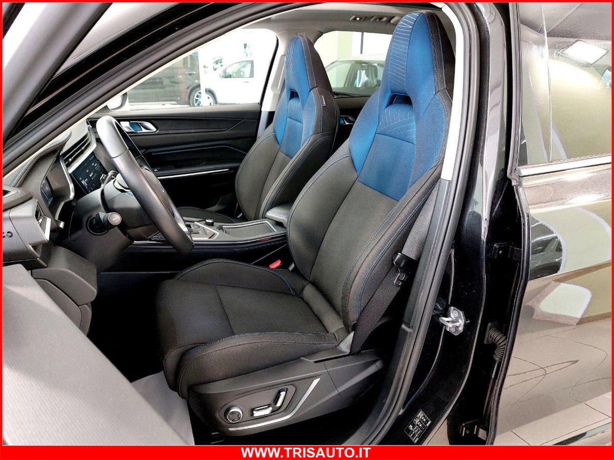 Lynk & Co 01 01 1.5 td phev (9)