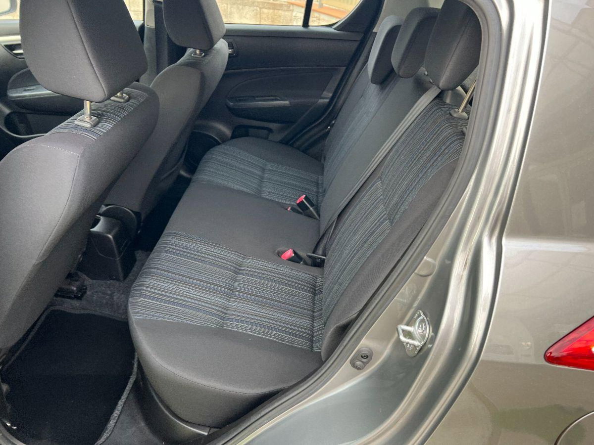 Suzuki Swift 1.2 VVT 5 porte B-Top (12)