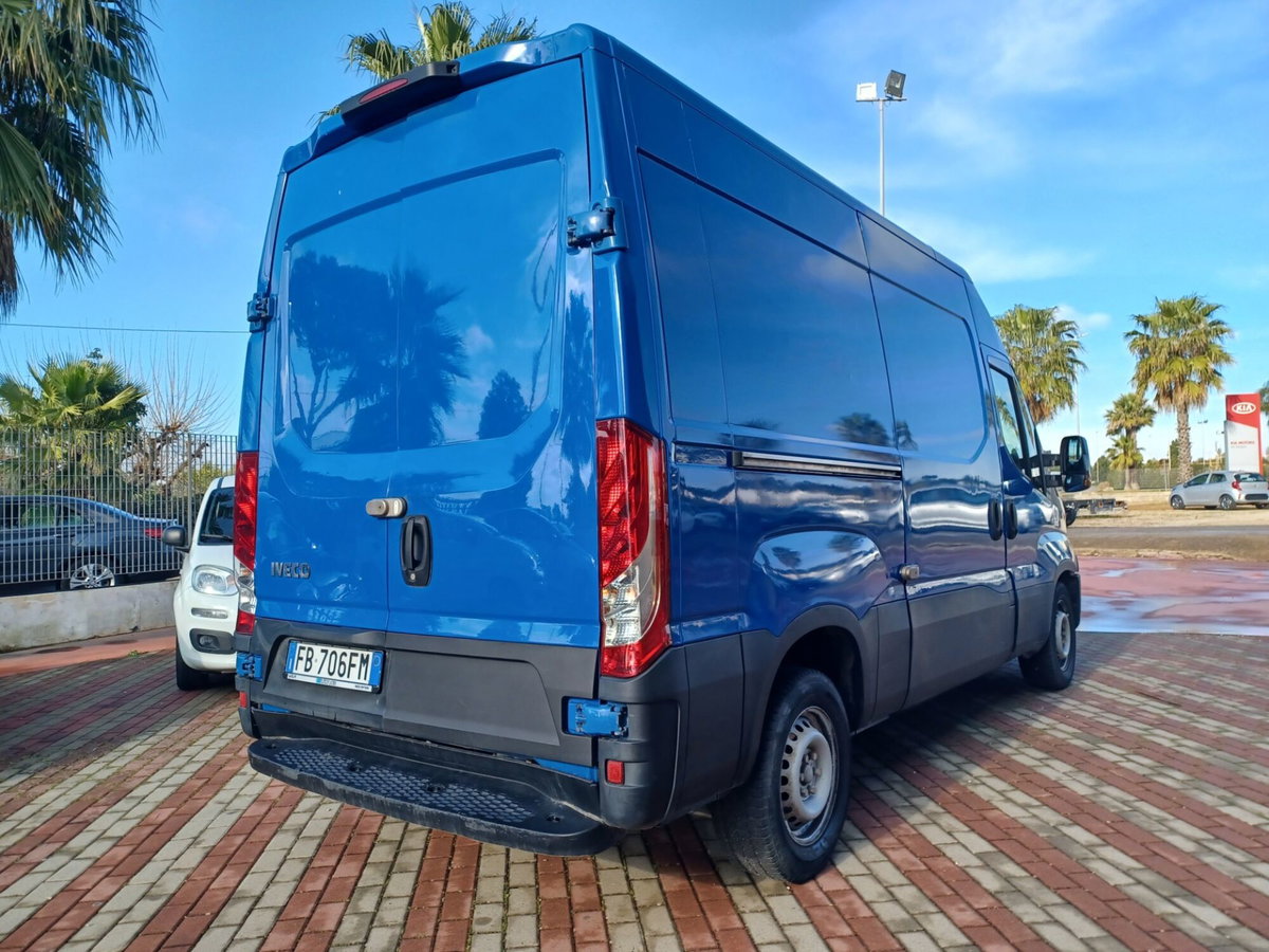 Iveco Daily Furgone 35C13V 2.3 HPT PM-SL-TN-RG Furgone (4)