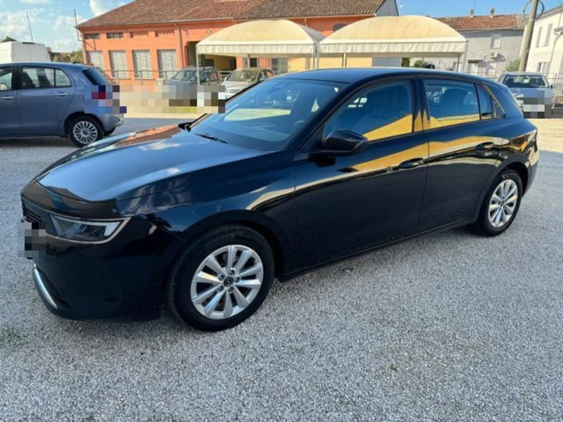 Opel Astra 1.2 Turbo 110 CV Elegance