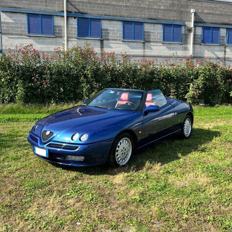 Alfa Romeo Spider 2.0i 16V Twin Spark cat