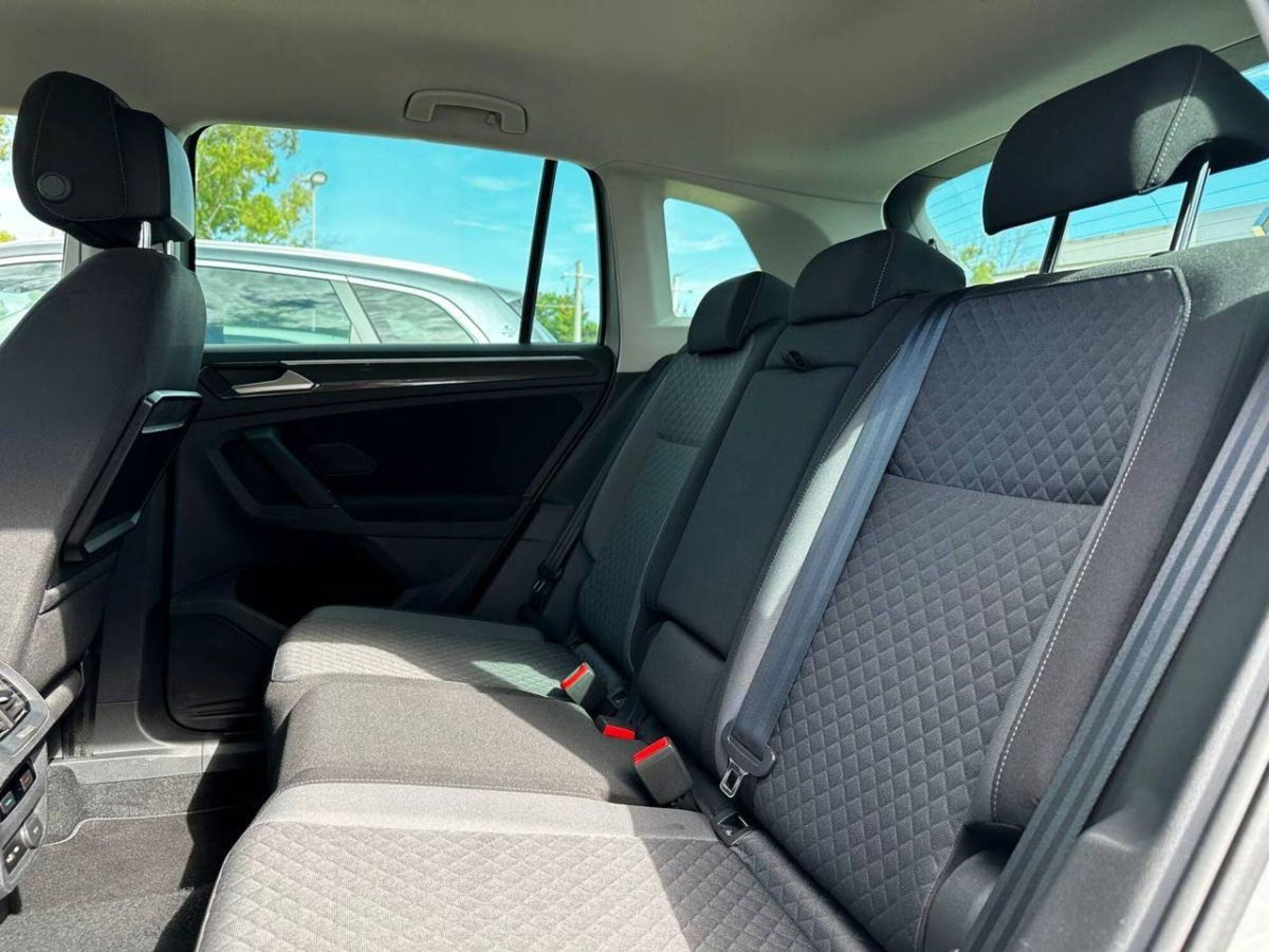 Volkswagen Tiguan 1.6 TDI SCR Business BlueMotion Technology (9)