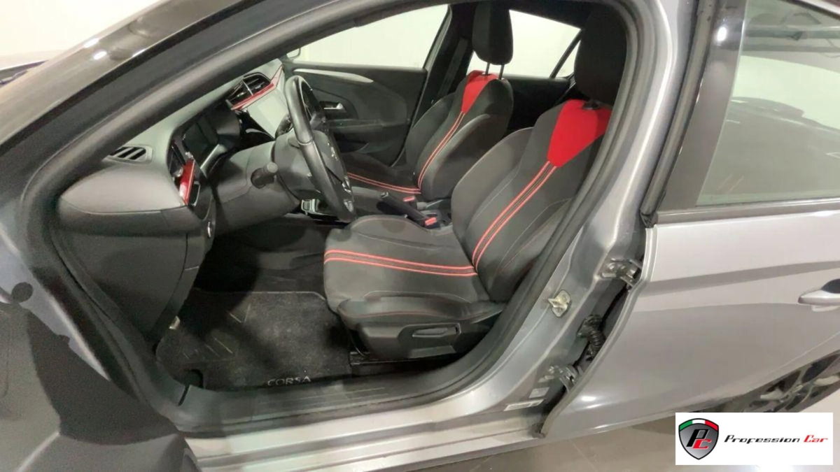 Opel Corsa 1.2 100 CV GS Line (10)