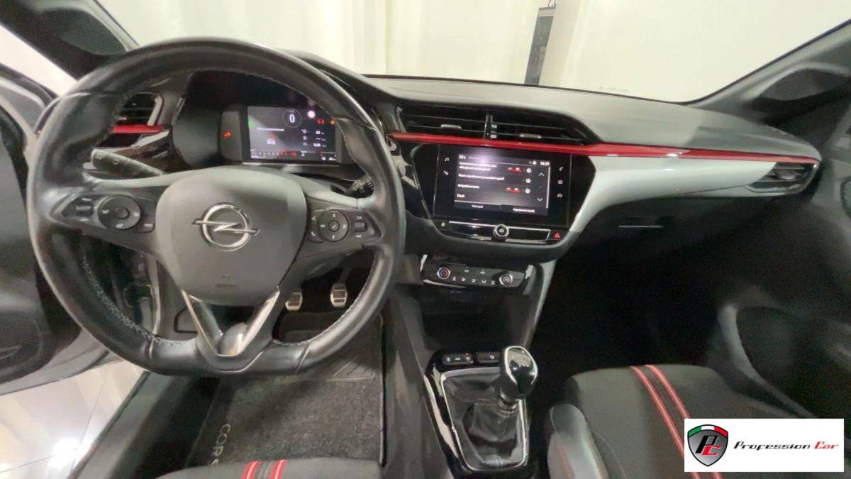 Opel Corsa 1.2 100 CV GS Line (11)