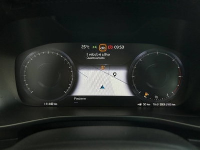 Volvo XC40 D4 AWD Geartronic Momentum (20)
