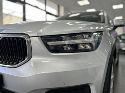 Volvo XC40 D4 AWD Geartronic Momentum (7)