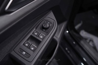 Volkswagen Golf Variant 1.5 TGI Life (10)