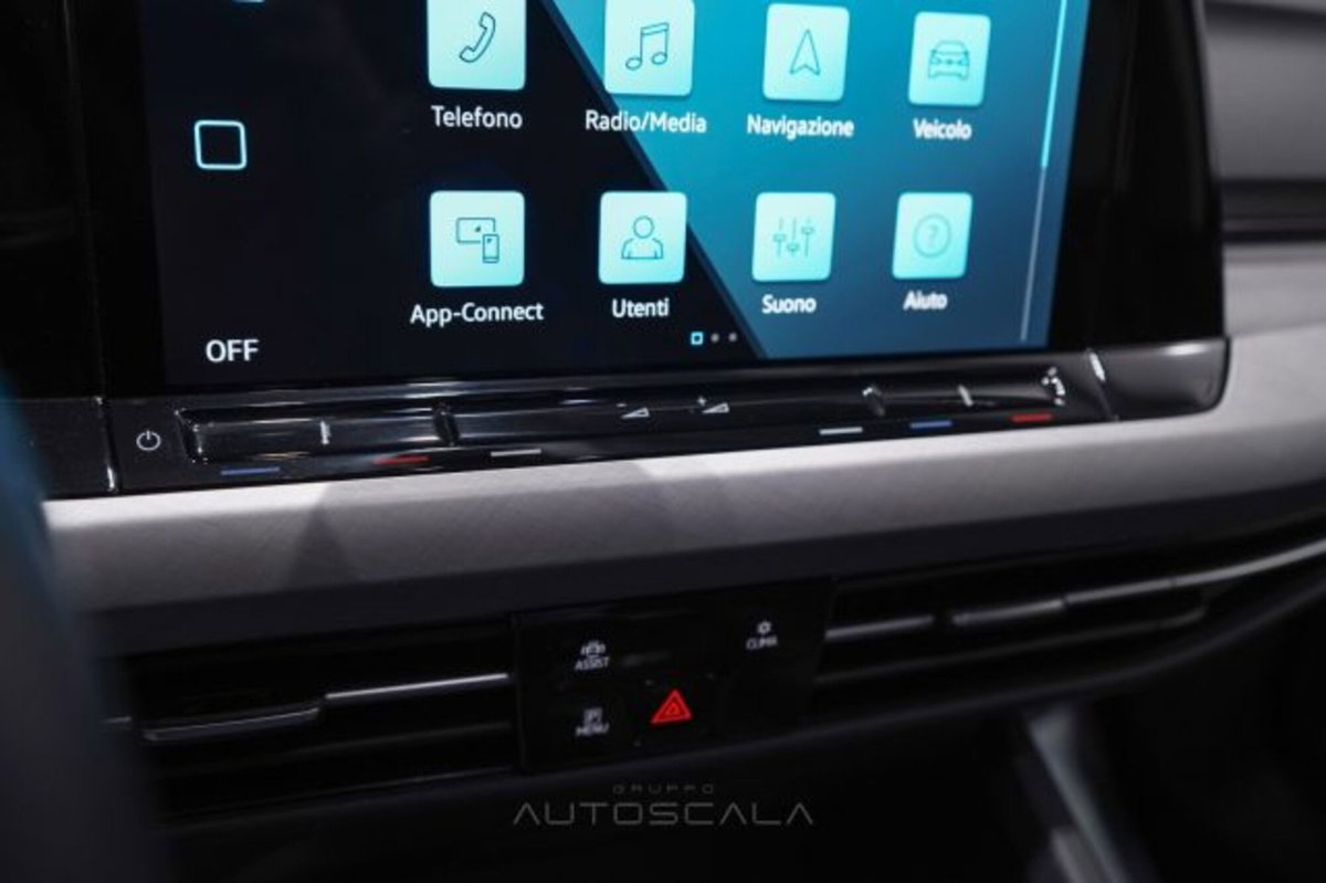 Volkswagen Golf Variant 1.5 TGI Life (16)