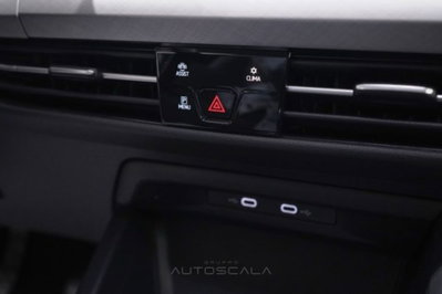 Volkswagen Golf Variant 1.5 TGI Life (17)