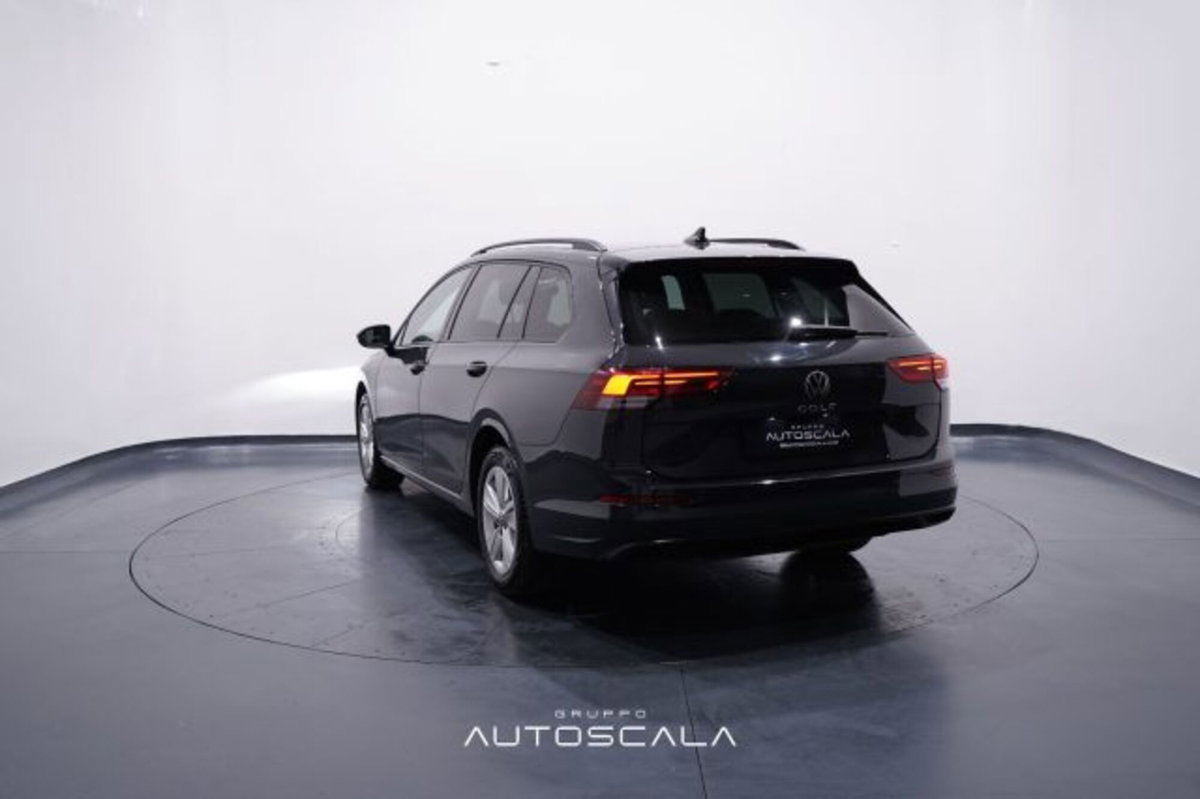Volkswagen Golf Variant 1.5 TGI Life (4)