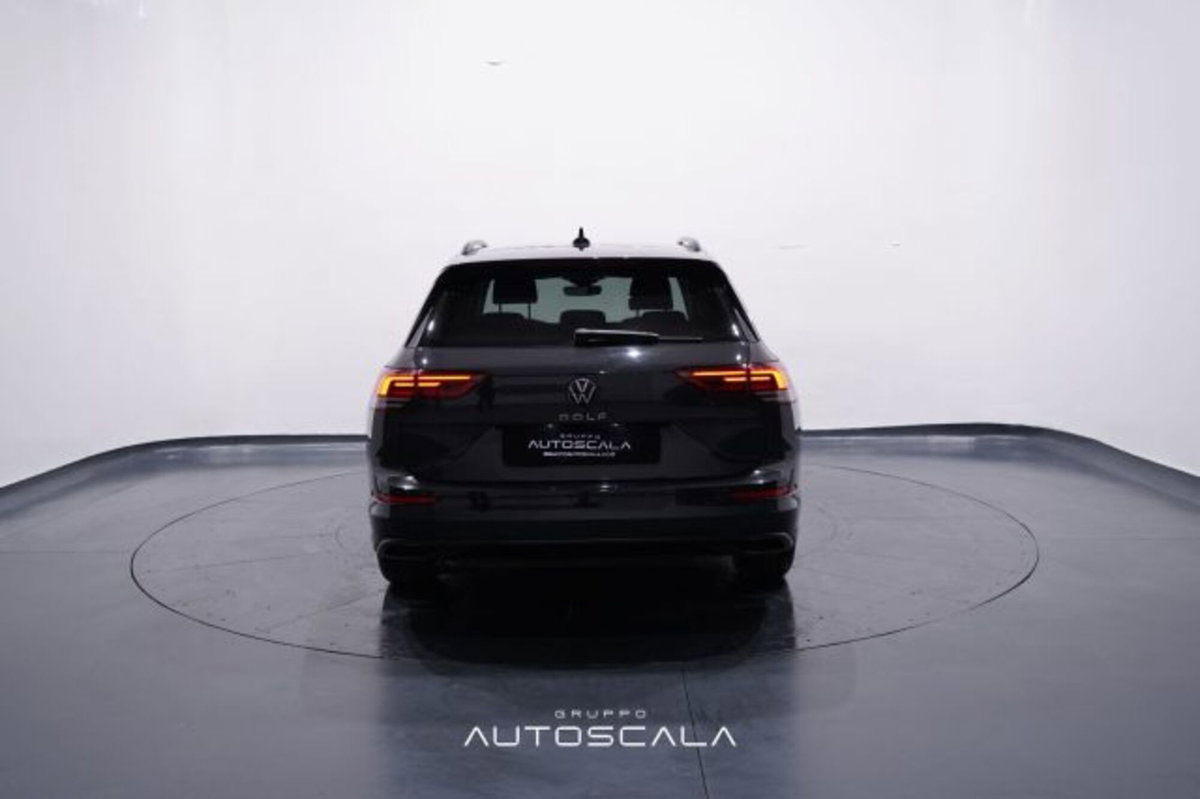 Volkswagen Golf Variant 1.5 TGI Life (5)