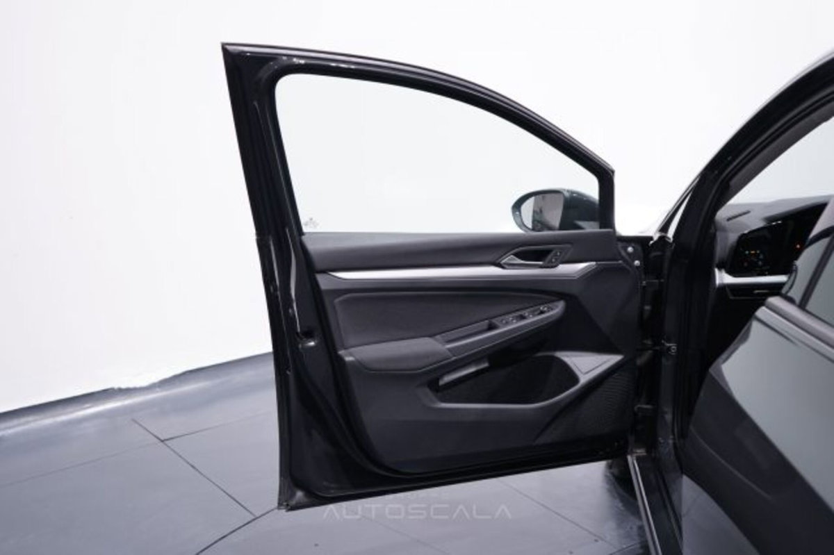 Volkswagen Golf Variant 1.5 TGI Life (9)