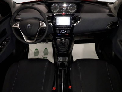 Lancia Ypsilon 1.0 FireFly 5 porte S&S Hybrid Gold Plus (10)