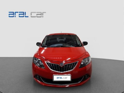 Lancia Ypsilon 1.0 FireFly 5 porte S&S Hybrid Gold Plus (2)