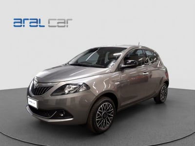 Lancia Ypsilon 1.0 FireFly 5 porte S&S Hybrid Ecochic A. Ferretti usata