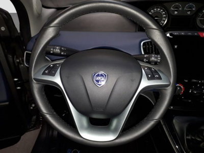 Lancia Ypsilon 1.0 FireFly 5 porte S&S Hybrid Gold Plus (10)