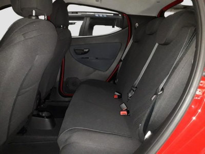 Lancia Ypsilon 1.0 FireFly 5 porte S&S Hybrid Gold Plus (9)