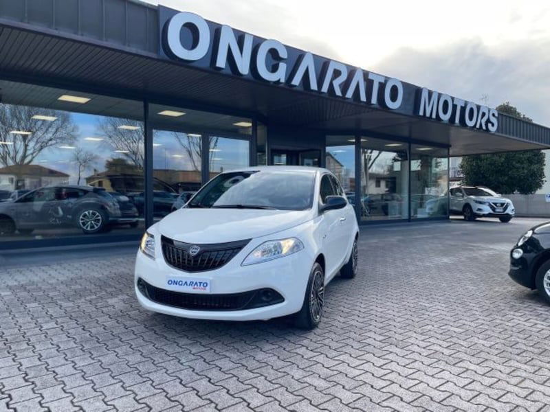 Lancia Ypsilon 1.0 FireFly 5 porte S&S Hybrid Gold Plus