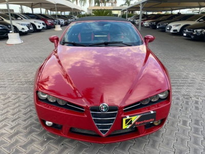 Alfa Romeo Spider 2.4 JTDm 210CV (16)