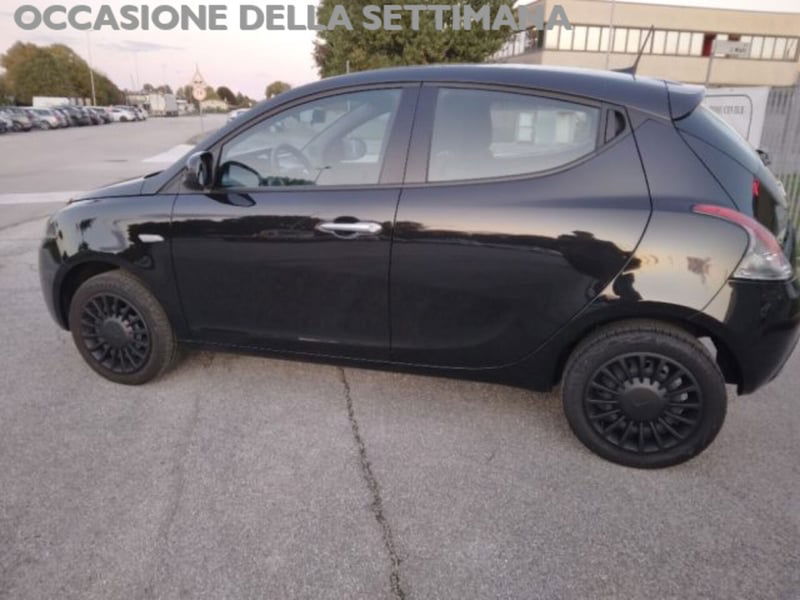 Lancia Ypsilon 1.0 FireFly 5 porte S&S Hybrid Silver Plus