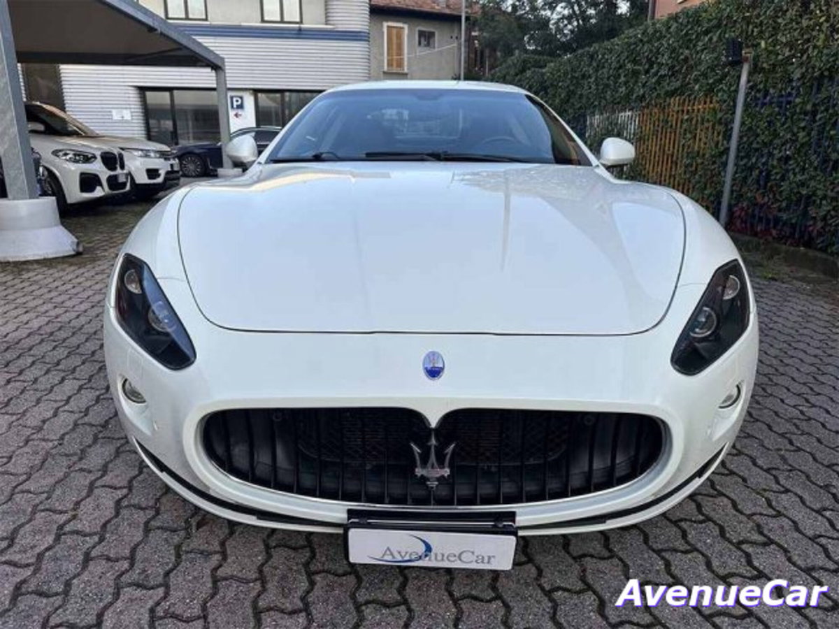 Maserati Granturismo GranTurismo 4.7 V8 automatica S (2)