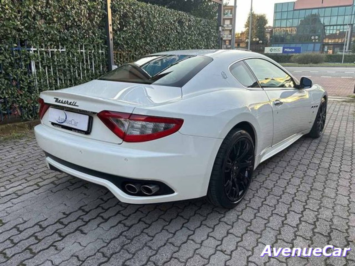 Maserati Granturismo GranTurismo 4.7 V8 automatica S (5)