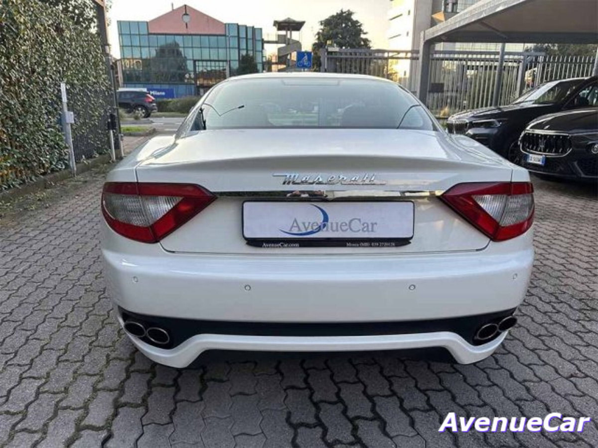 Maserati Granturismo GranTurismo 4.7 V8 automatica S (6)