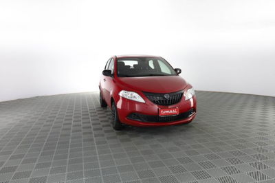 Lancia Ypsilon 1.0 FireFly 5 porte S&S Hybrid Ecochic Silver  nuova