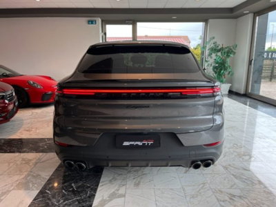Porsche Cayenne Coupé 3.0 V6 E-Hybrid (16)